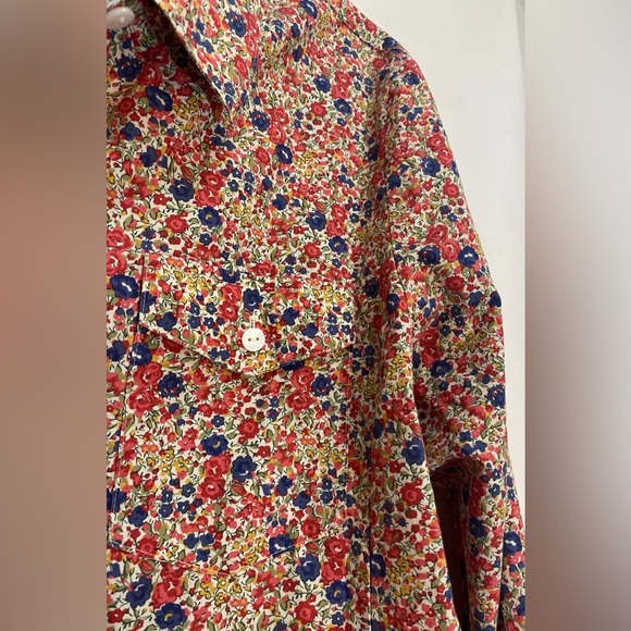 Orvis Women's Size 12 Floral Button Up Long Sleeve Shirt Wrinkle Resistant - Picture 2 of 8